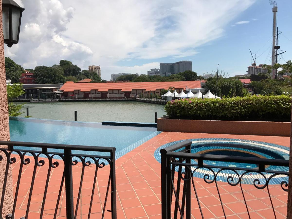 Luxury On Melaka River Ngoại thất bức ảnh